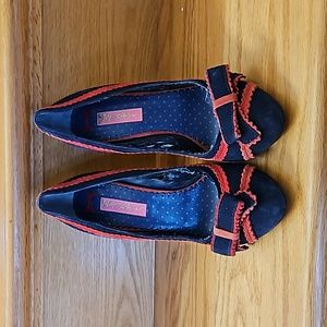 Betsey Johnson Pumps Size 7.5M